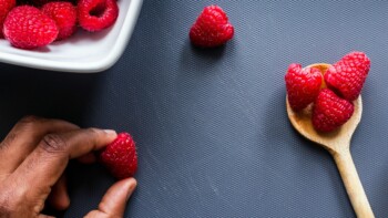 How to Make a Raspberry Mocha Latte