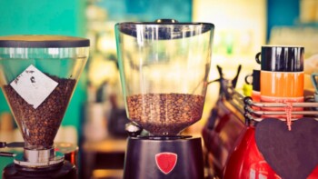 Our Top 3 of The Best Coffee Maker with Grinder Reviewed
