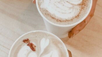 What is the Difference Between a Latte and a Cappuccino?