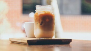 The Perfect Guide to Making an Iced Latte at Home