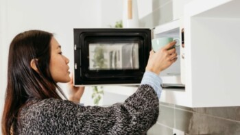 How To Make Coffee In The Microwave [5 Methods]