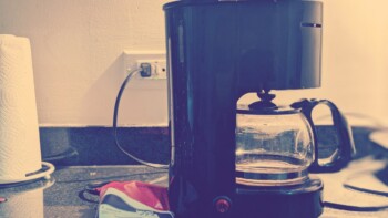 How to Use a Coffee Maker Step by Step [Using the typical Drip coffee machine]