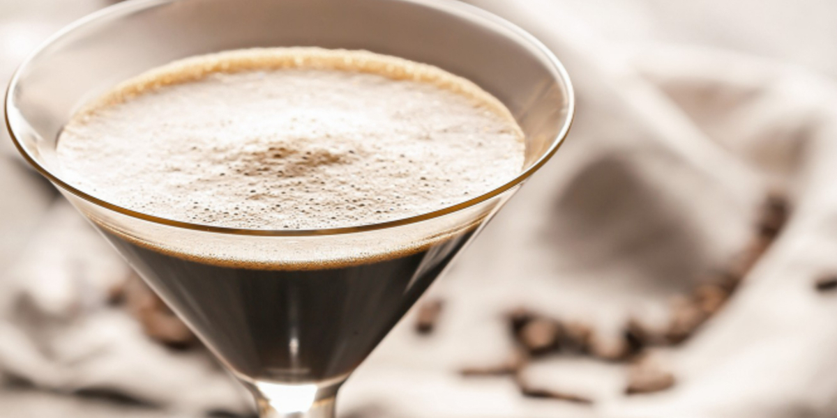 How to Make a Coffee & Cream Martini Recipe